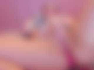 Live cam show with stefaagomez - Orgasm on AdultVida.com