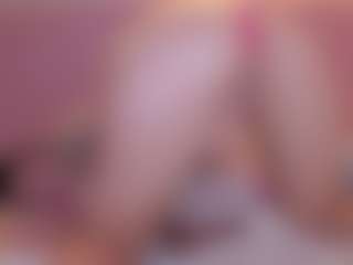 Live cam show with stefaagomez - Fit on crypto-cams