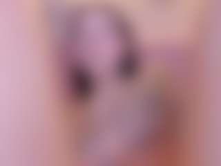 Live cam show with stefaagomez - Spank on xplaylive.com