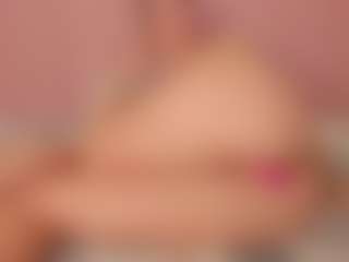 Live cam show with stefaagomez - Small on Camsoda