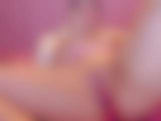 Live cam show with stefaagomez - Strip Lovense on Camsoda