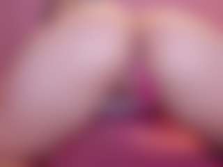 Live cam show with stefaagomez - Toys on Camsoda