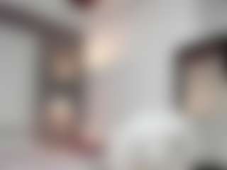 Live cam show with zafira - Ebony Teen (18+) on AdultVida.com