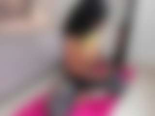 Live cam show with zafira - Asshole on AdultVida.com