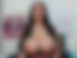 Live cam show with anastacialopez21 - Living Room on instabang