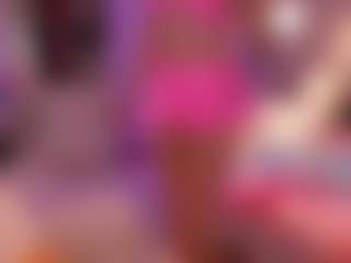 Live cam show with CissyGlitter - Bedroom on madthumbs