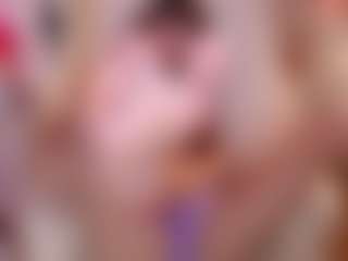 Live cam show with CissyGlitter - Handjob on Camsoda