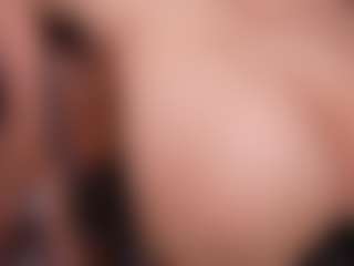 Live cam show with CissyGlitter - Red Hair HD on liverealitysex.com