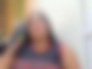 Live cam show with LaylaBBW - Facial Piercings on xheatlive.com