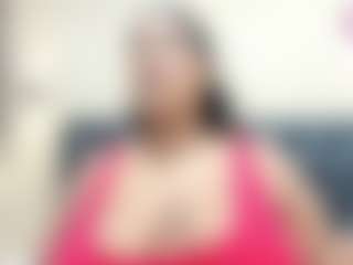 Live cam show with LaylaBBW - Middle Aged on TottyGirls