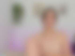 meghan-29's Live Sex Cam Show