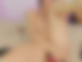 meghan-29's Live Sex Cam Show