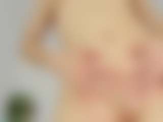 meghan-29's Live Sex Cam Show