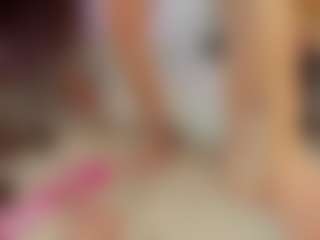 meghan-29's Live Sex Cam Show
