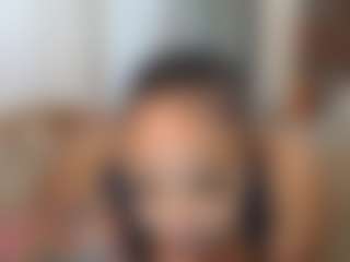 Elegance's Live Sex Cam Show