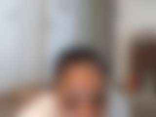 Elegance's Live Sex Cam Show