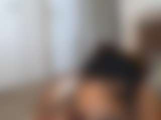 Elegance's Live Sex Cam Show