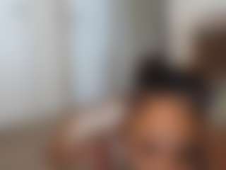 Elegance's Live Sex Cam Show