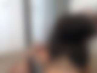 Elegance's Live Sex Cam Show