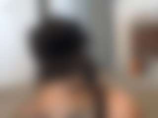 Elegance's Live Sex Cam Show