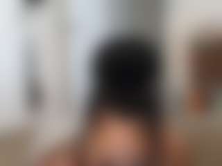 Elegance's Live Sex Cam Show