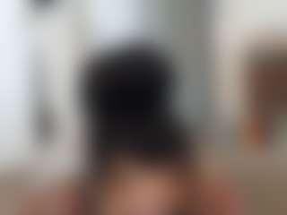 Elegance's Live Sex Cam Show