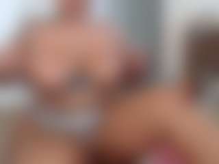 Elegance's Live Sex Cam Show