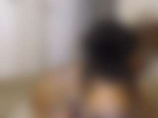 Elegance's Live Sex Cam Show