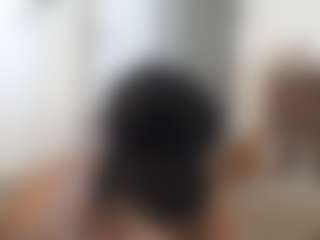 Elegance's Live Sex Cam Show