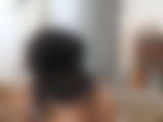 Elegance's Live Sex Cam Show