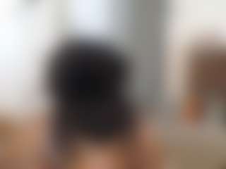 Elegance's Live Sex Cam Show