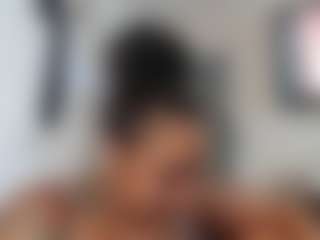 Elegance's Live Sex Cam Show