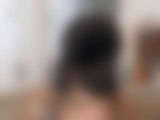 Elegance's Live Sex Cam Show