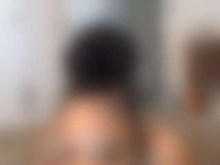 Elegance's Live Sex Cam Show