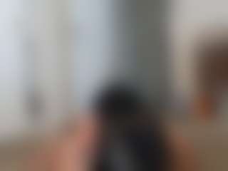 Elegance's Live Sex Cam Show