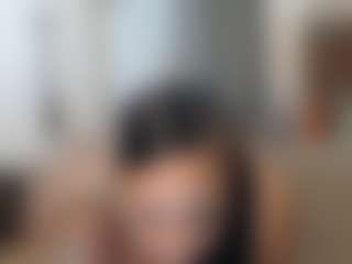 Elegance's Live Sex Cam Show
