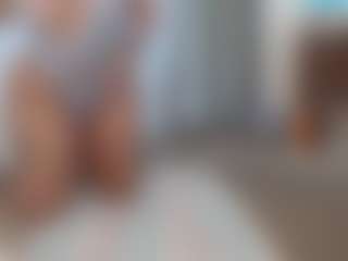 Elegance's Live Sex Cam Show