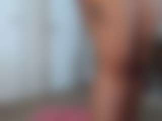 Elegance's Live Sex Cam Show