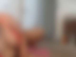 Elegance's Live Sex Cam Show