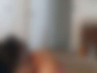 Elegance's Live Sex Cam Show