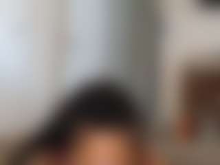 Elegance's Live Sex Cam Show