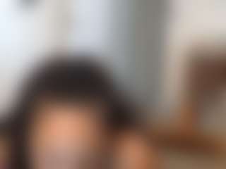 Elegance's Live Sex Cam Show