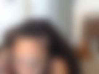 Elegance's Live Sex Cam Show