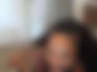 Elegance's Live Sex Cam Show