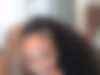 Elegance's Live Sex Cam Show