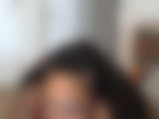Elegance's Live Sex Cam Show