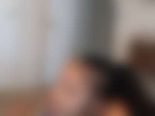 Elegance's Live Sex Cam Show