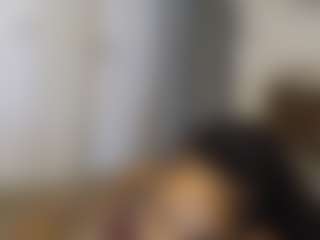 Live cam show with Elegance - Brown Eyes Black on Camsoda