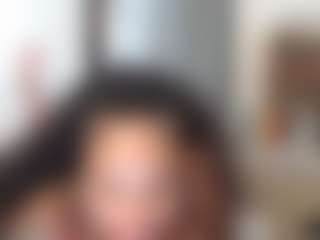 Elegance's Live Sex Cam Show