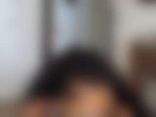 Elegance's Live Sex Cam Show